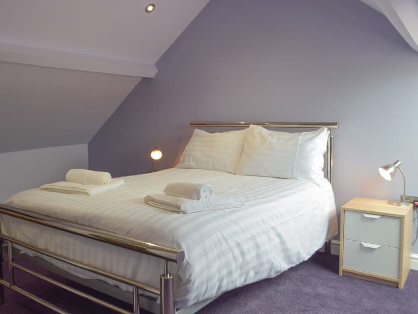 Double bedroom | Apartment 4 - White Rose Apartments, Tenby
