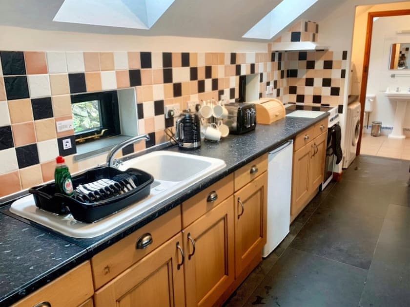 Kitchen | Delphy - Hallagenna Cottages, St Breward, near Bodmin