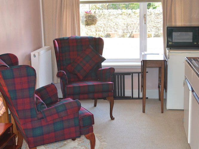 Weatheroak Studio Annexe, Dunoon
