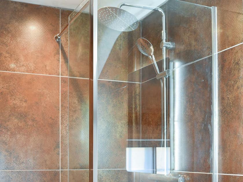 Shower room | Borough Beck Cottage, Helmsley