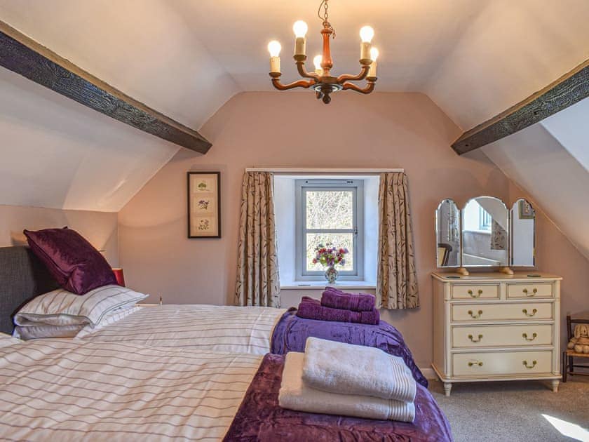 Twin bedroom | Old Maltongate Farm Cottage, Thornton Le Dale