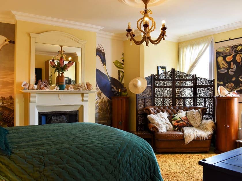 Double bedroom | Fronks House, Harwich