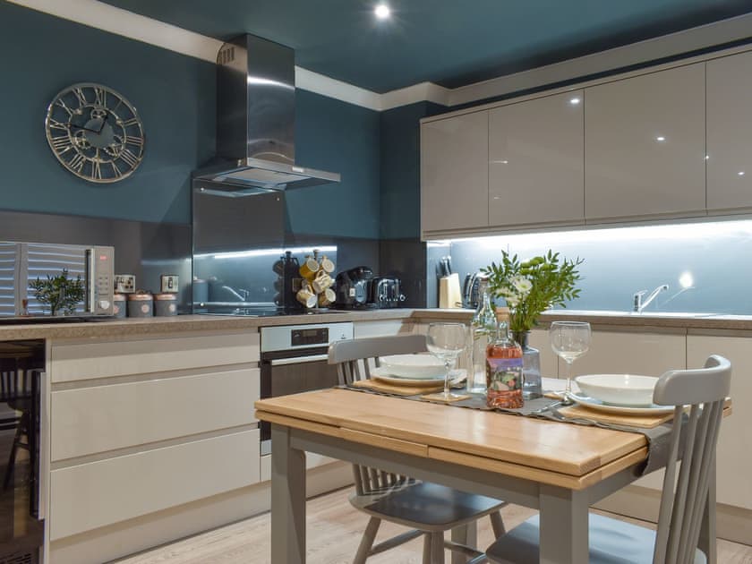 Open plan living space | Snugg, Whitby
