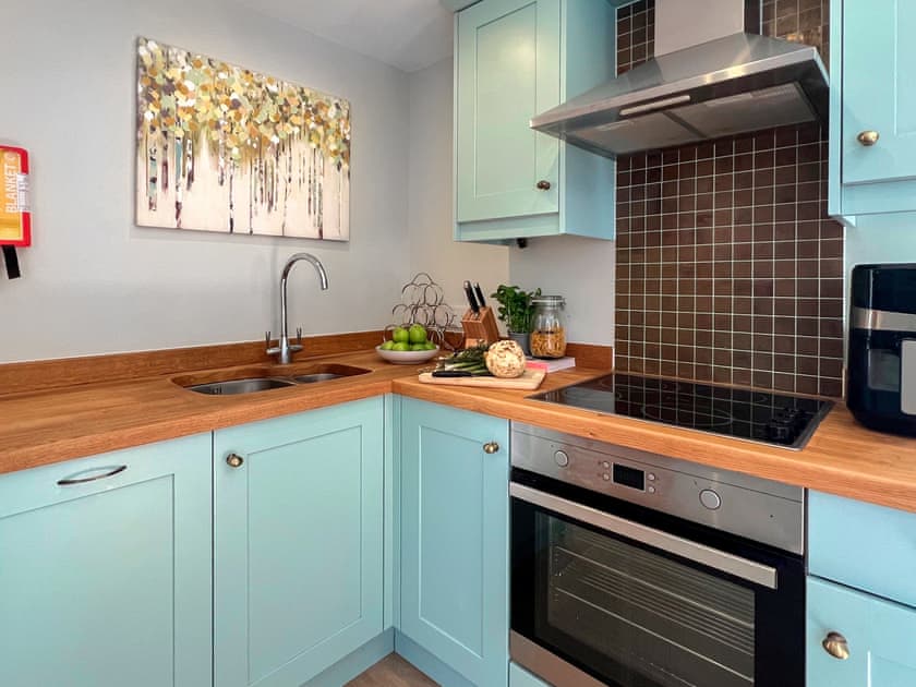 Open plan living space | The Boathouse - The Quay, Waldringfield