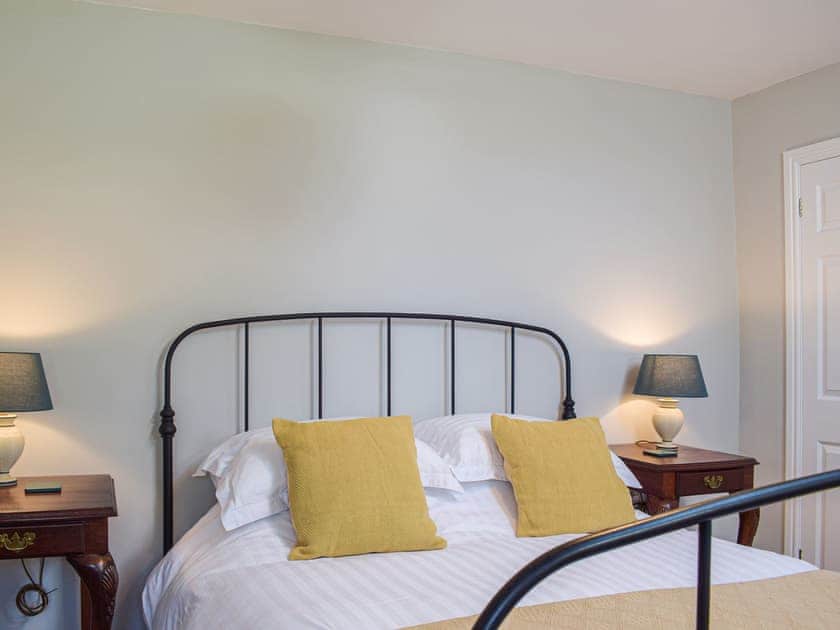 Double bedroom | The Bothy - Cottage Escapes, Shrewsbury