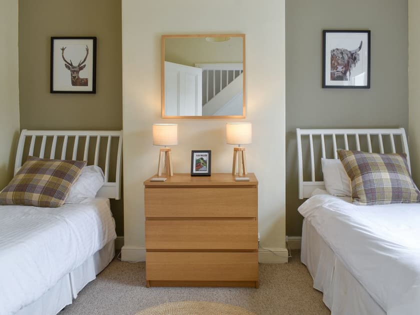 Twin bedroom | Siskin, Keswick