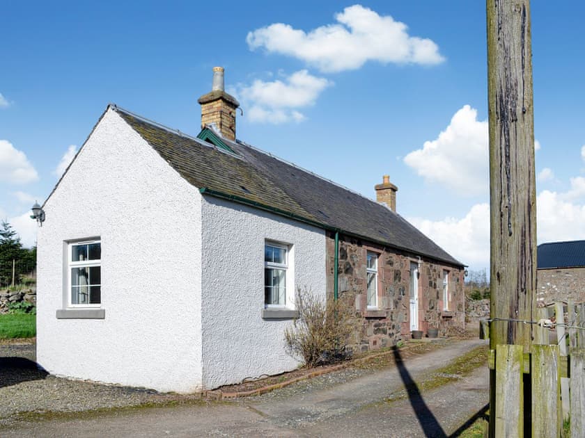 Exterior | Easter Rattray Cottages: The Bothy - Easter Rattray Cottages, Blairgowrie