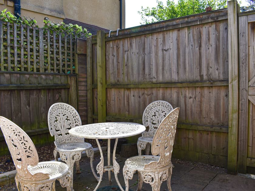 Sitting-out-area | Sea Minder, Southbourne, near Bournemouth