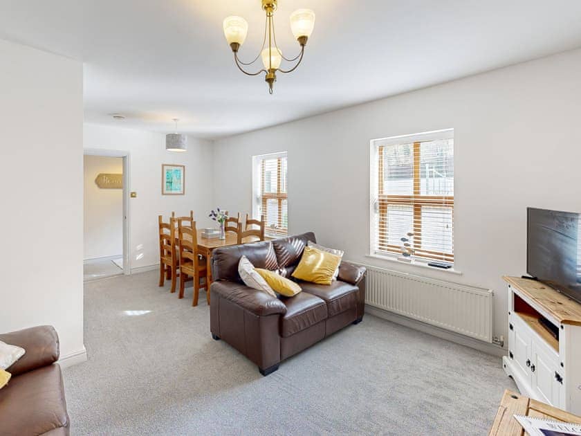 Living room/dining room | Ash Cottage - Graiglwyd Springs Holiday Cottages, Penmaenmawr, near Conwy