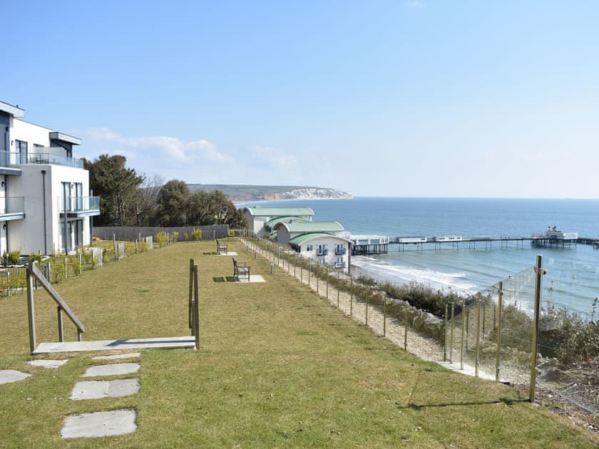 Royal Cliff Luxury Apartments Sunrise in Sandown, Isle of Wight