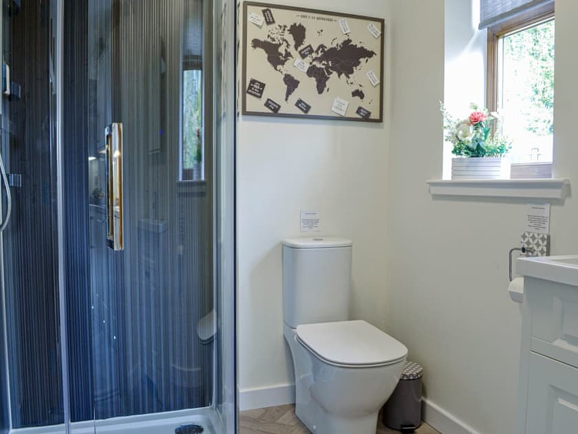 Bathroom | The Tranquil Orchard - Woodpecker Lodge - The Tranquil Orchard , Brocklehirst, near Dumfries