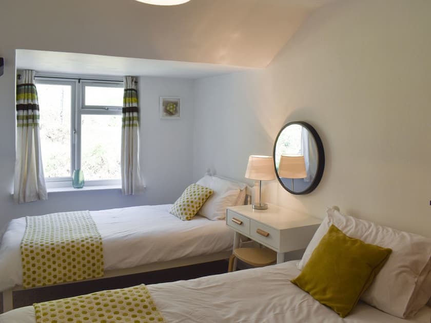 Twin bedroom | Ty Newydd, Betws-y-Coed