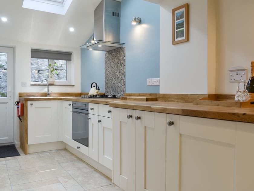 Kitchen/diner | Snow Falls Cottage, Ingleton
