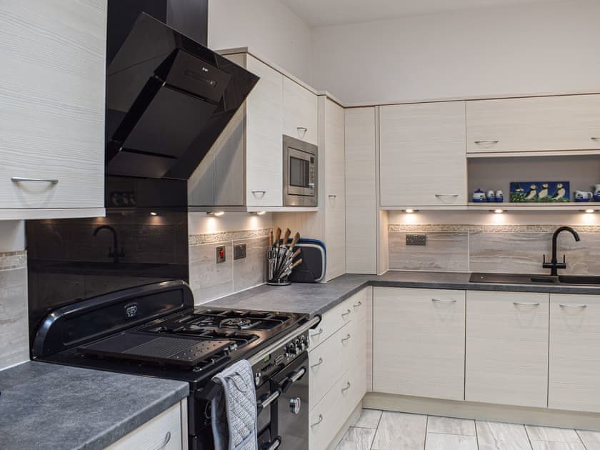 Kitchen/diner | Pee Wee Cottage, Anstruther