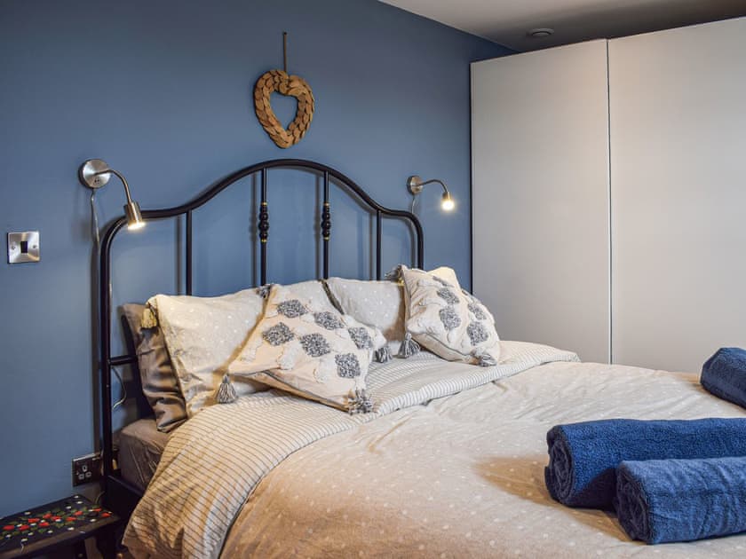 Double bedroom | Pee Wee Cottage, Anstruther