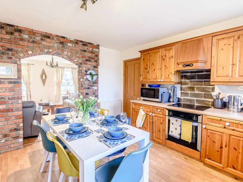 Kitchen/diner | Lilium Cottage, North Somercotes