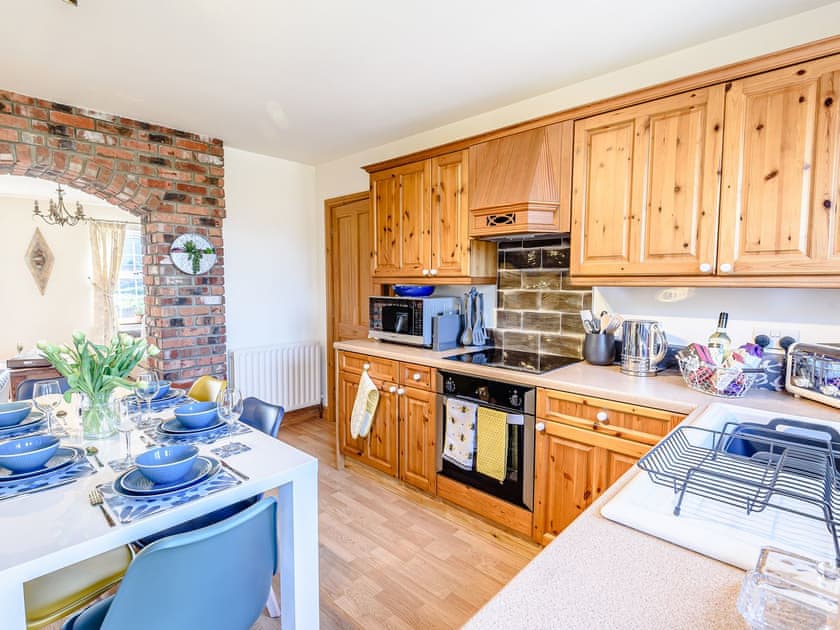 Kitchen/diner | Lilium Cottage, North Somercotes