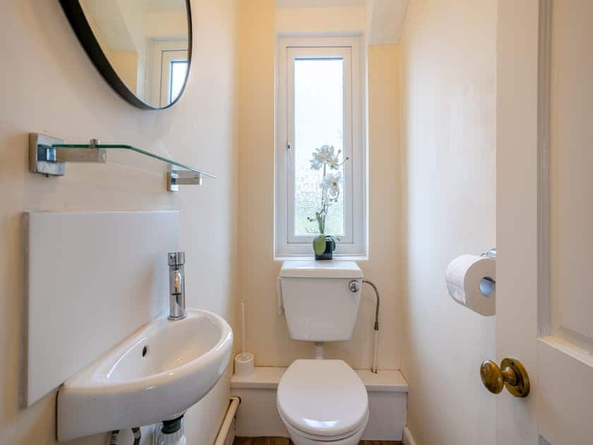 Shower room | Primrose Hill, Pilton, near Rhossili