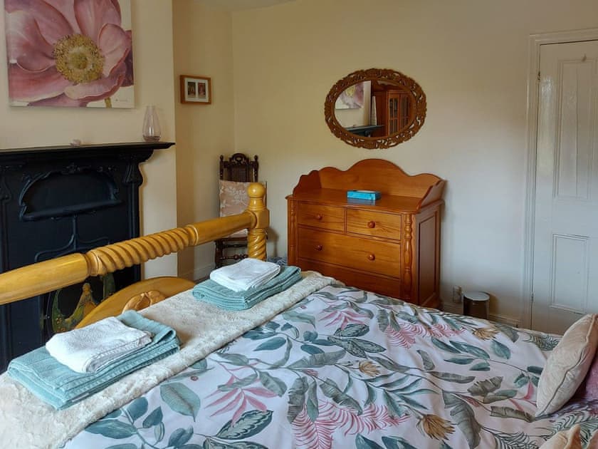 Double bedroom | Squirrel Cottage, Thornton-le-Dale