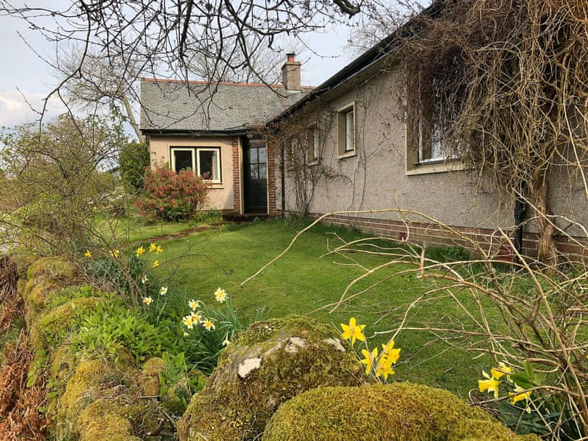 Exterior | Garrique Cottage, By Kippen, near Stirling