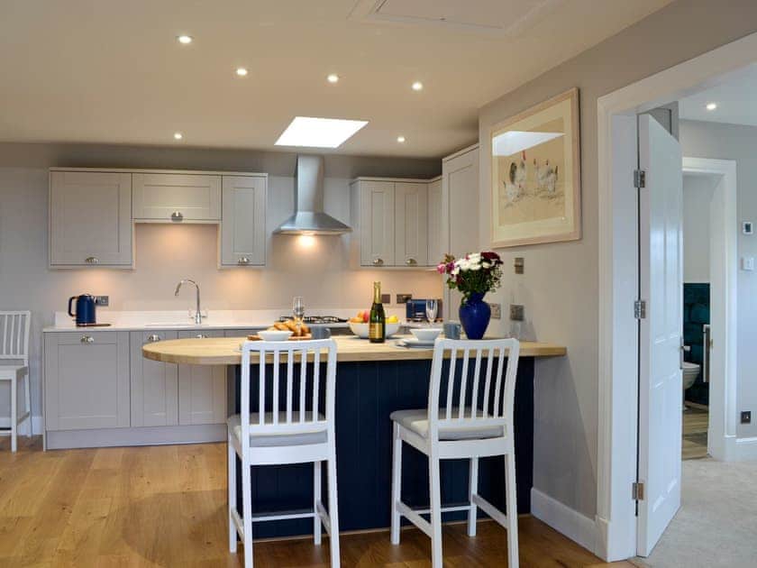 Kitchen/diner | Grange Loft - Grange Holidays, Dundee