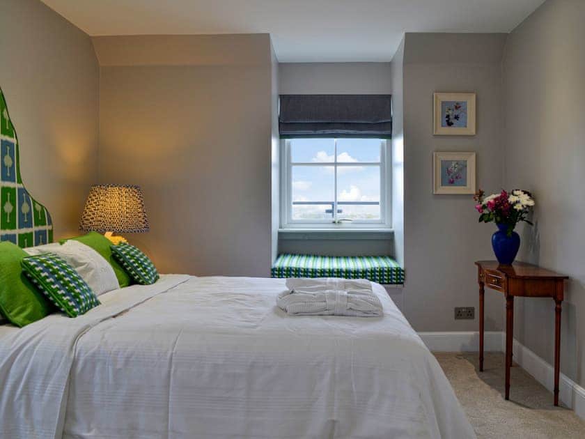 Double bedroom | Grange Loft - Grange Holidays, Dundee