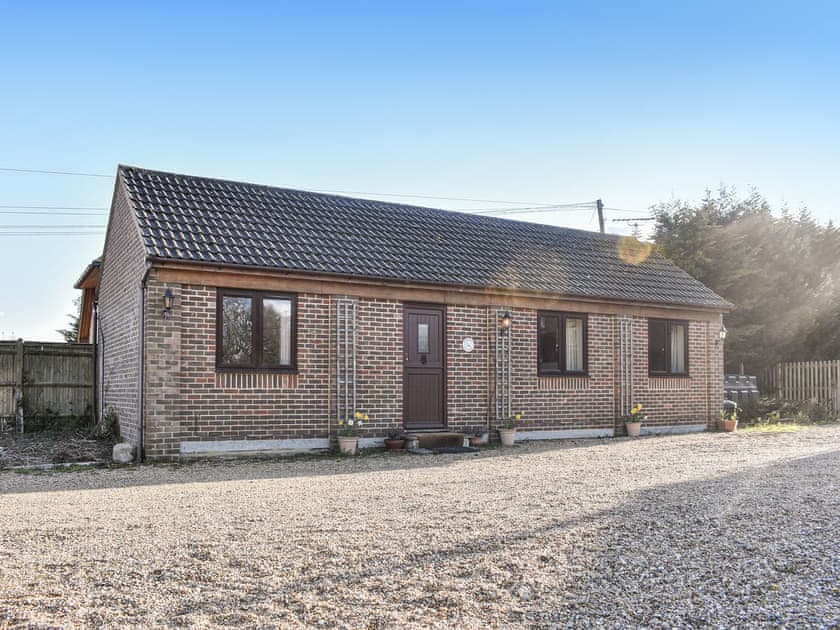 Exterior | Honeypot Cottage, Piltdown, near Uckfield