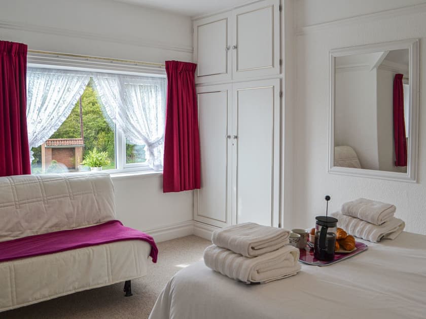 Bedroom | Hill Rise, Flamborough