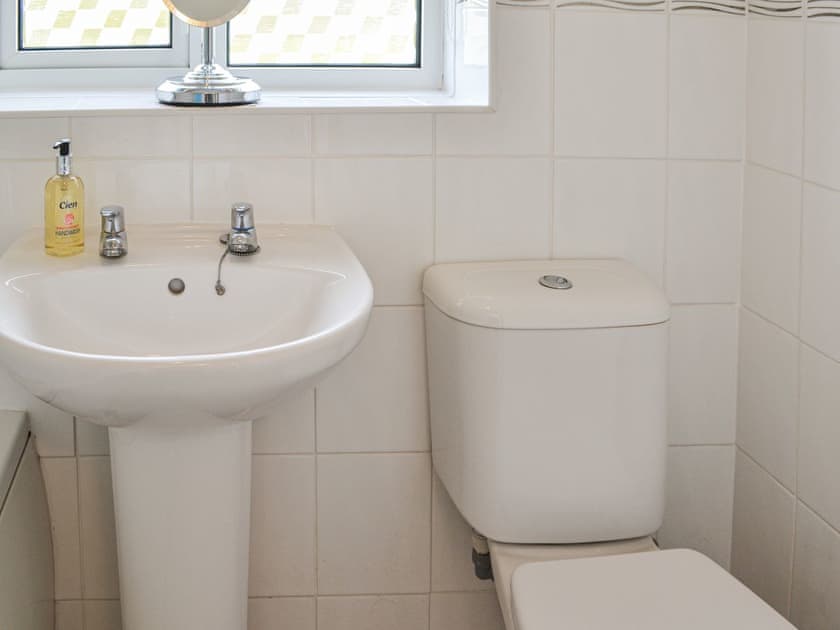 Bathroom | Hill Rise, Flamborough