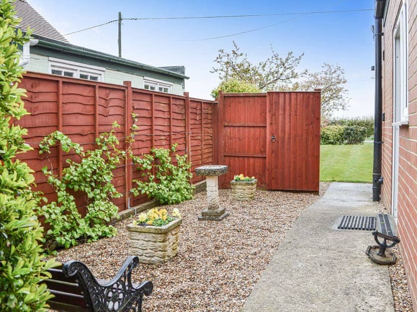 Garden | Hill Rise, Flamborough