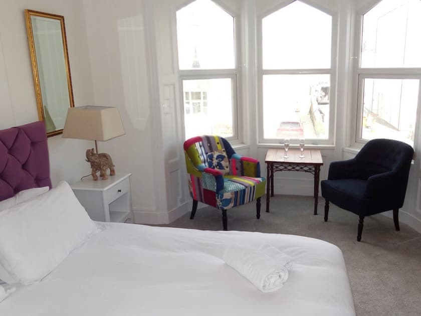 Double bedroom | Snowdon Retreat Villa, Llandudno