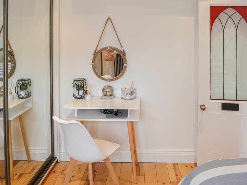 Single bedroom | Marina View, Newcastle upon Tyne