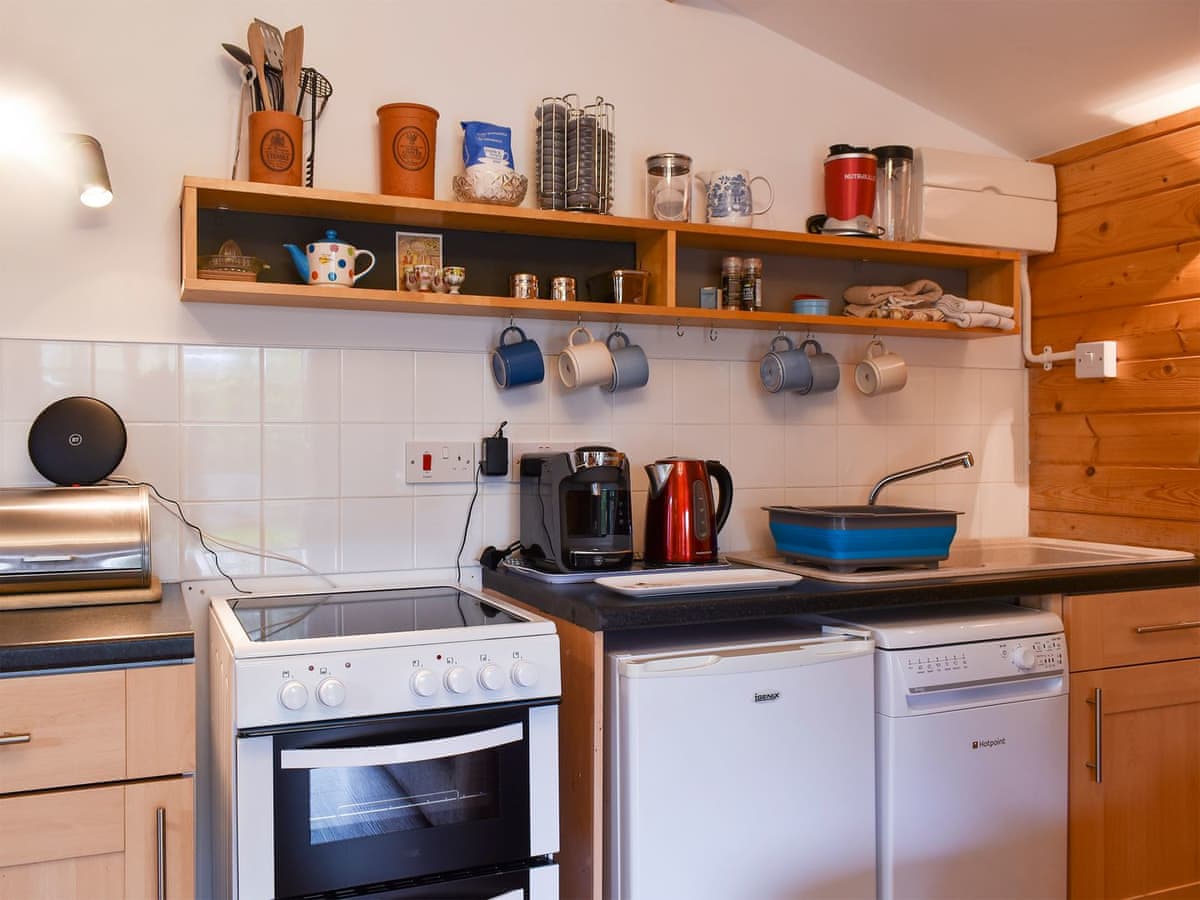 Oakwell Lodge - Holiday lodge in Southern England - Image 5