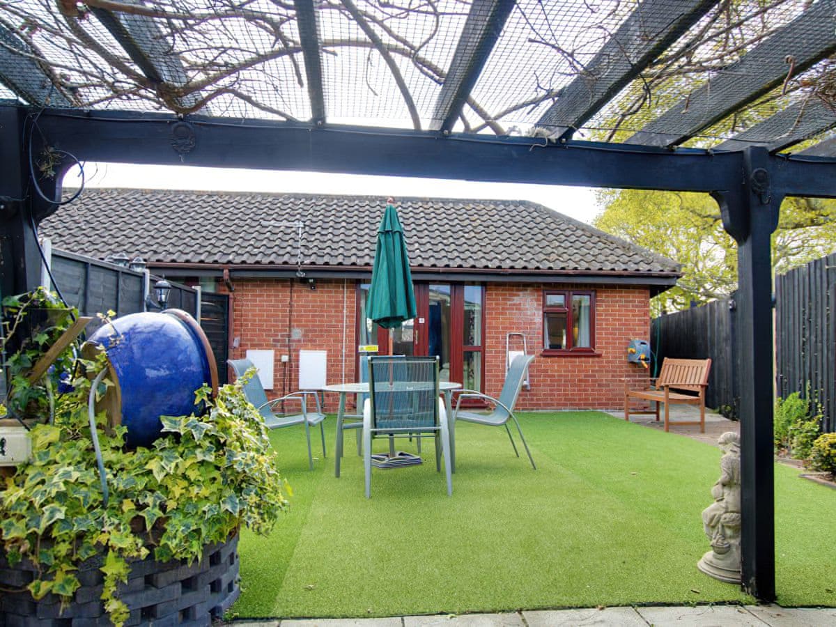 Irenic Lodges - Irenic Lodge 2 - Holiday Lodge in Southern England - Image 1