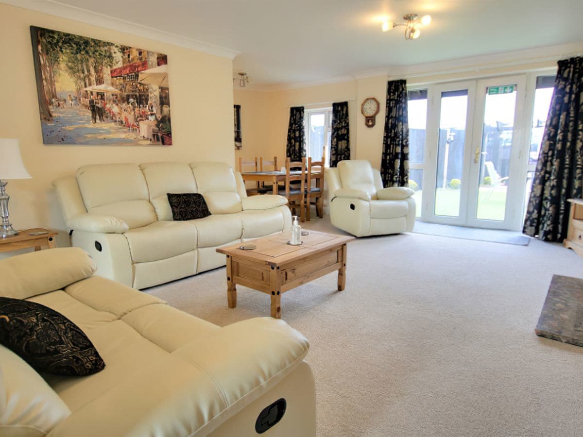 Irenic Lodges - Irenic Lodge 2 - Holiday Lodge in Southern England - Image 5