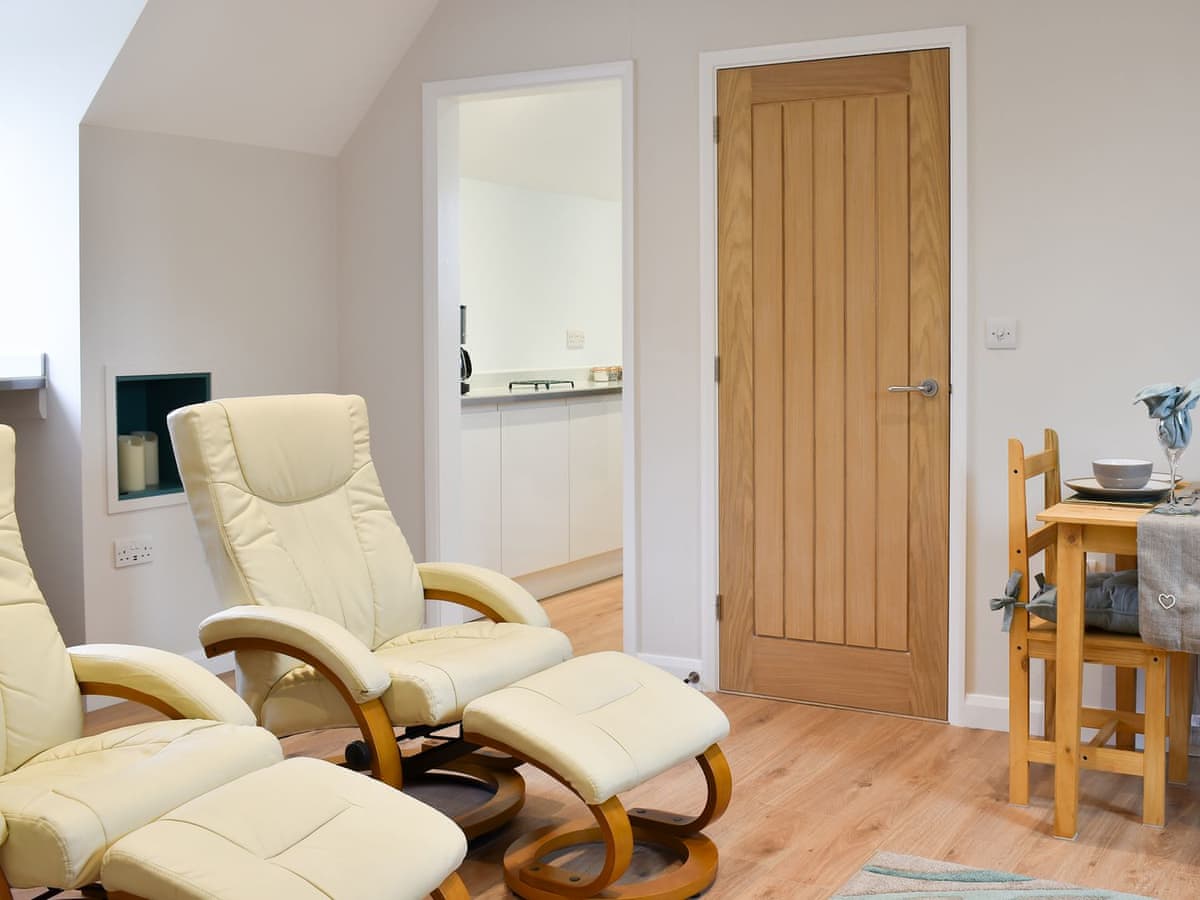 Leveret Lodge - Holiday lodge in East Anglia - Image 5