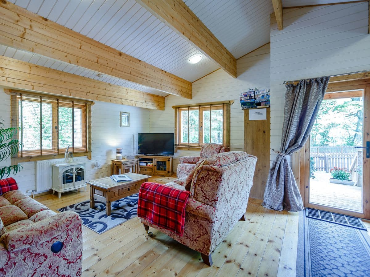 Old Pump House Lodges - Chloe - Holiday lodge in Southern Scotland - Image 3