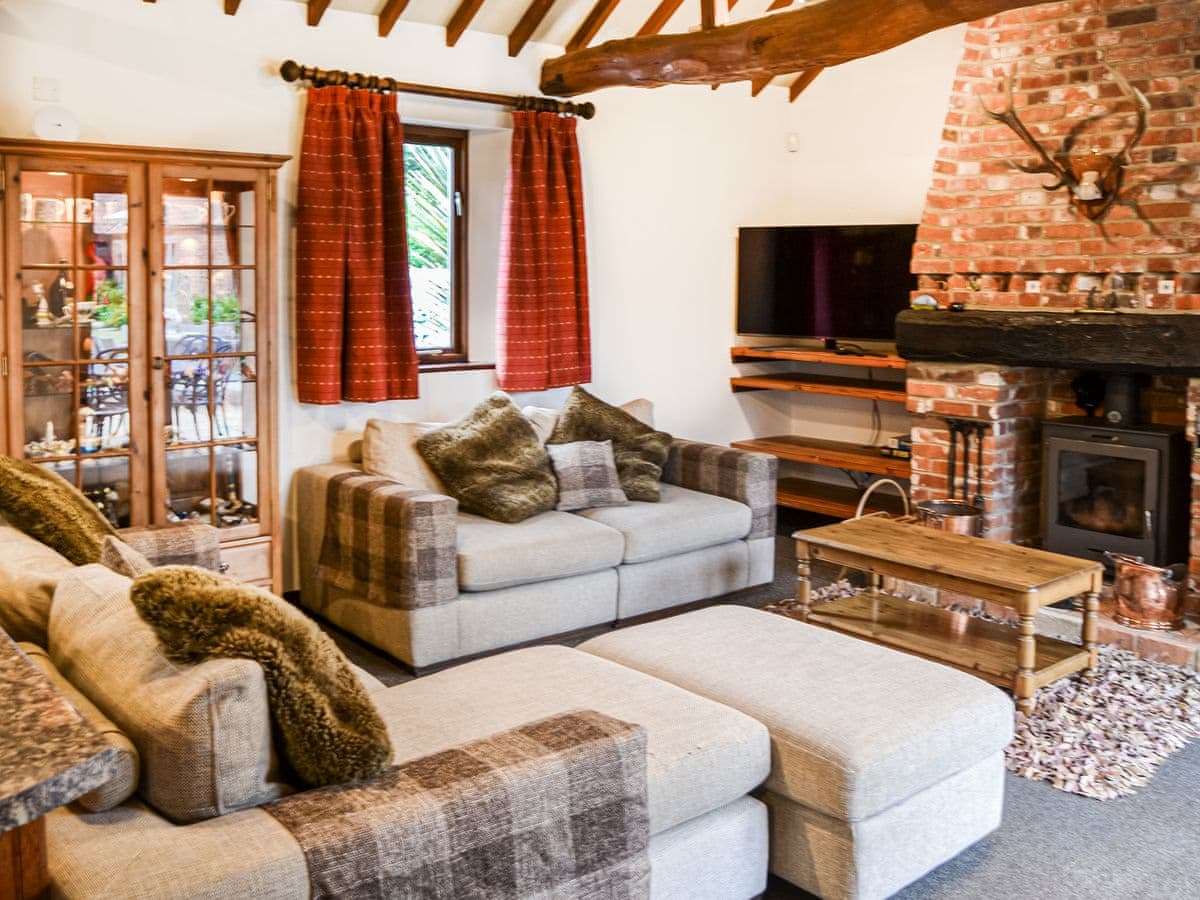 Lodge Farm Barn - Holiday lodge in East Anglia - Image 5