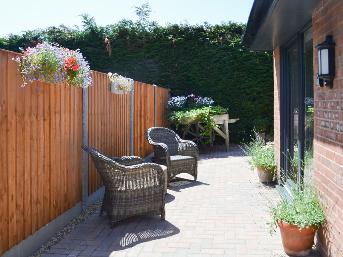 The Old Rectory Lodge - Holiday Lodge in Central England - Image 1