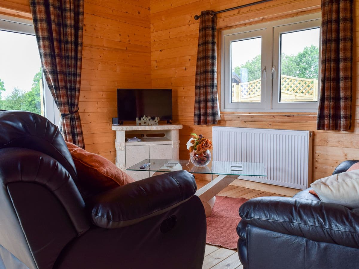 Coplow Cabins - Pheasant Lodge - Holiday lodge in Central England - Image 3