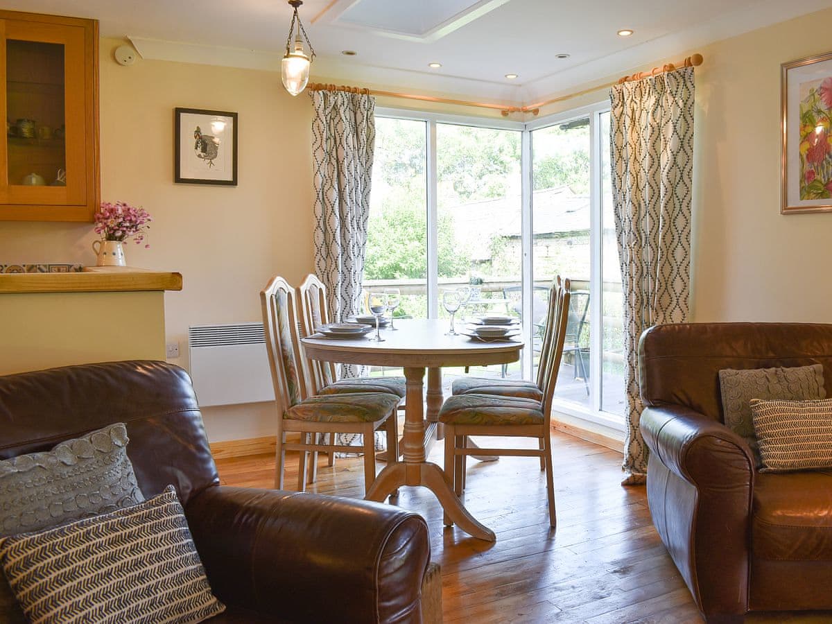 Drumble Lodge - Holiday lodge in North West England - Image 1