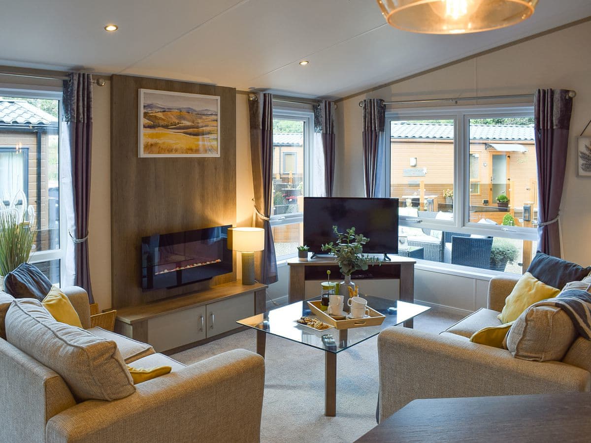 Riverside Lodge - Holiday lodge in Central Scotland - Image 2