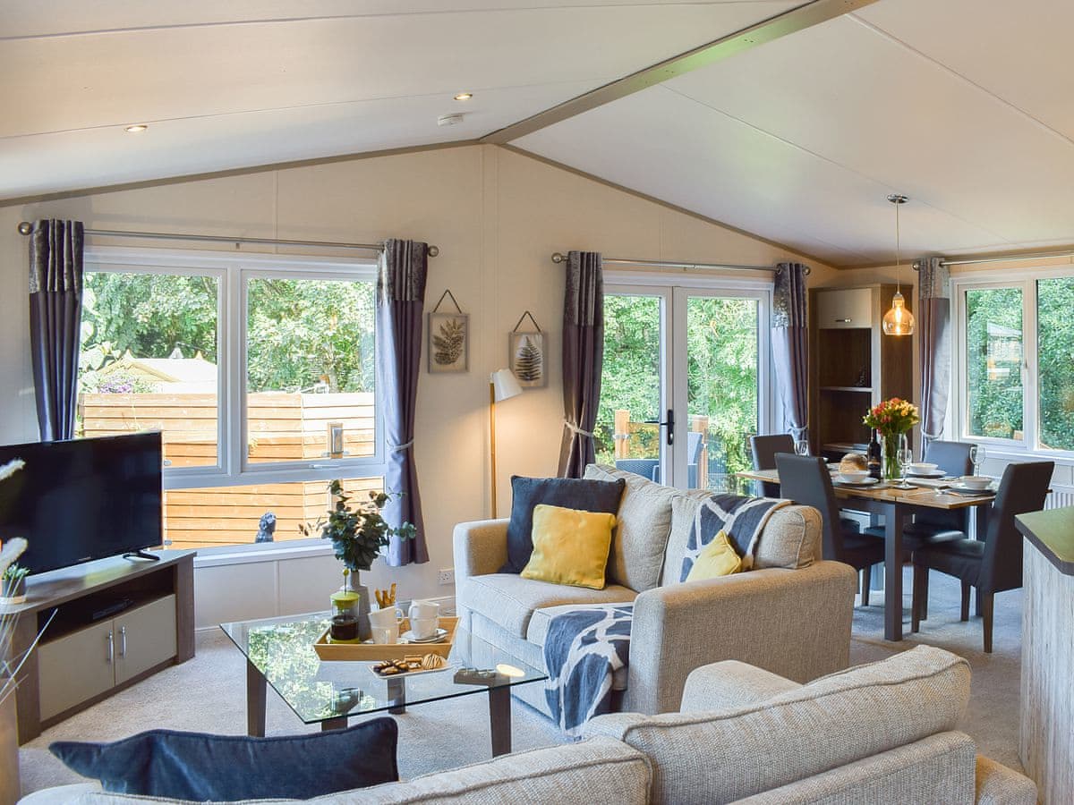 Riverside Lodge - Holiday lodge in Central Scotland - Image 3