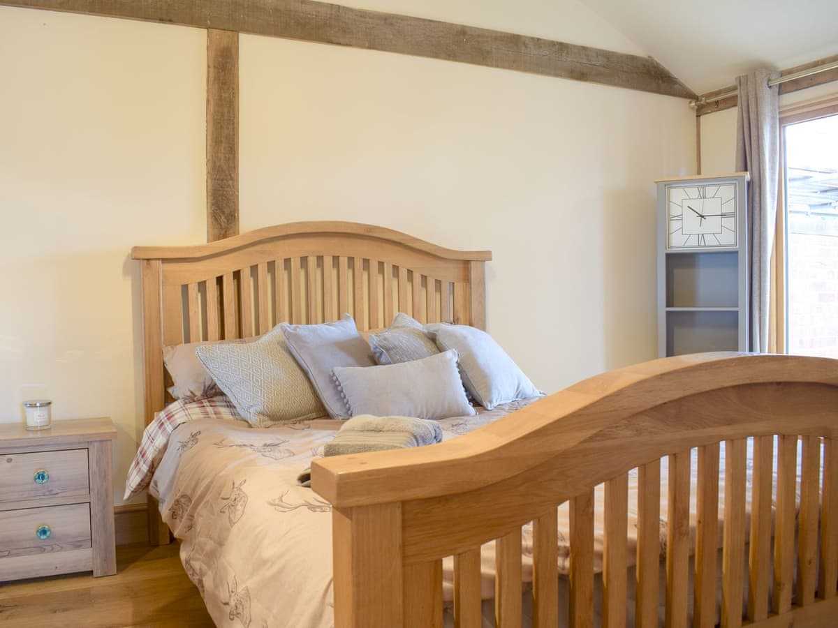 Rushmoor Lodge - Holiday lodge in Central England - Image 4