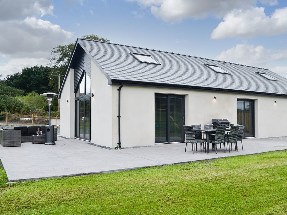 Farm Holidays - The Byre