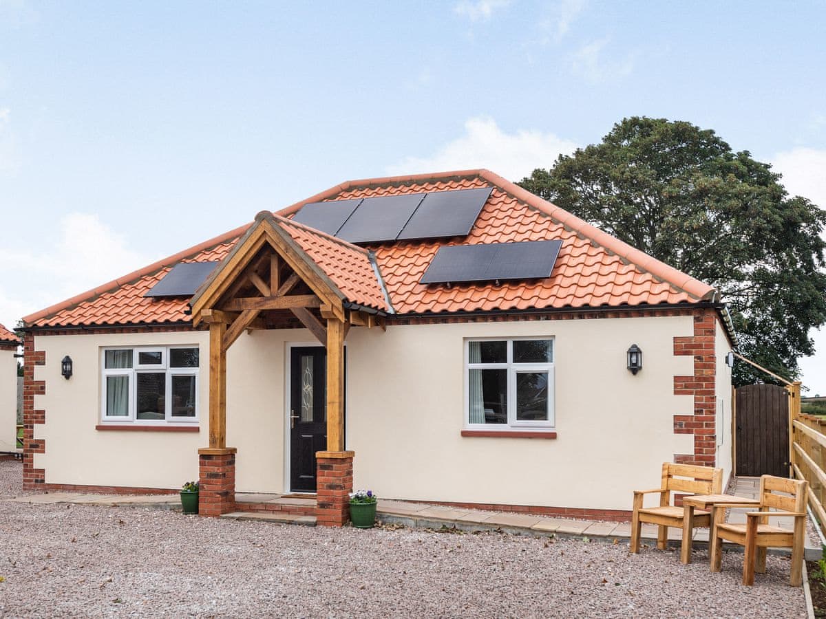 Holding Holiday Homes - Sycamore Lodge - Holiday lodge in Central England - Image 1