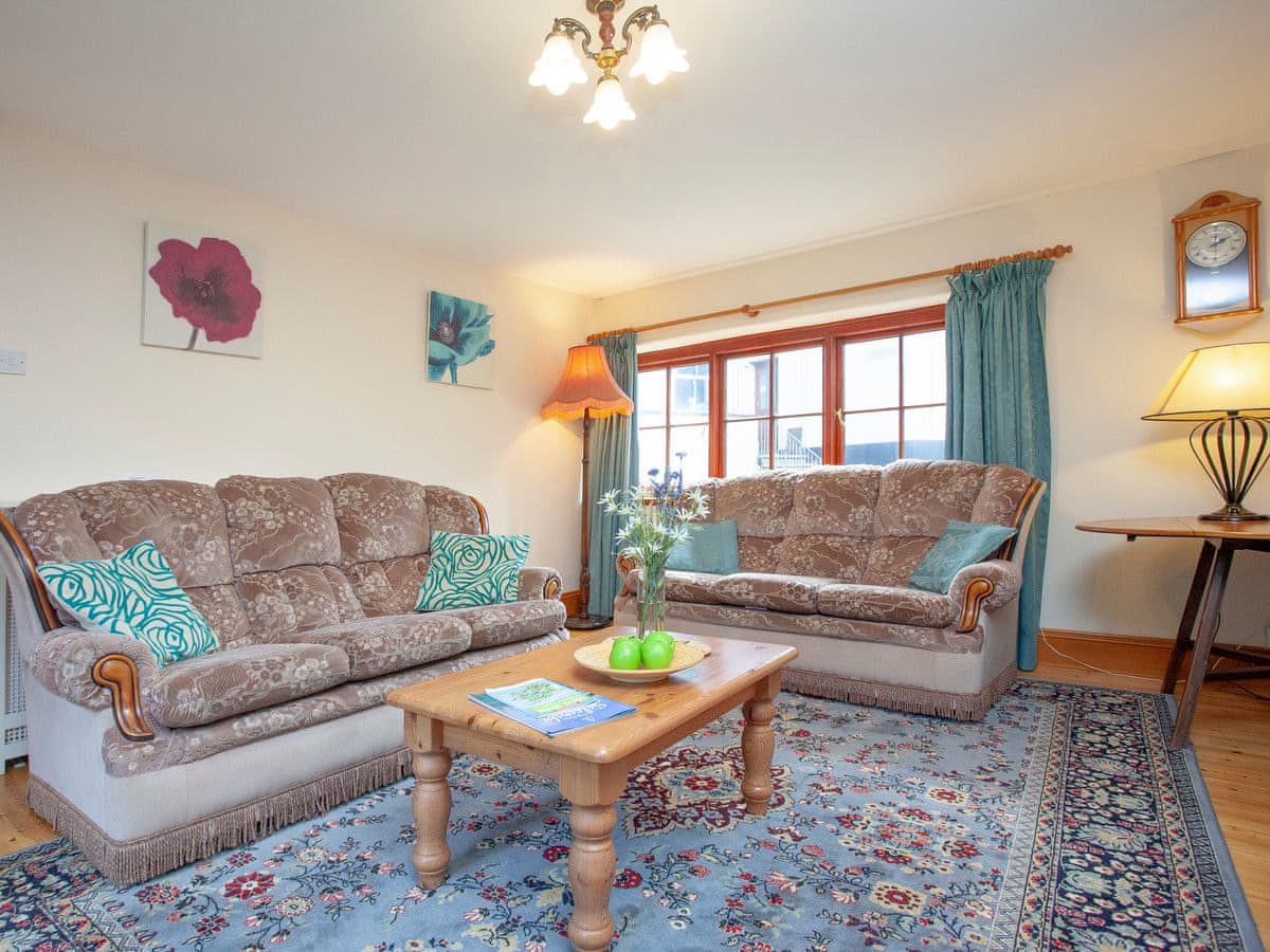 South Allington Barns - Coachman's lodge - Holiday Lodge in South West England - Image 3