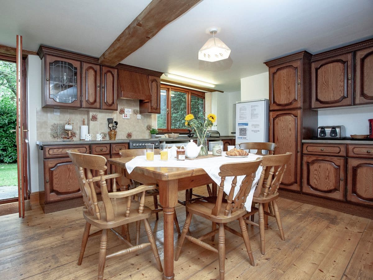 South Allington Barns - Coachman's lodge - Holiday Lodge in South West England - Image 5