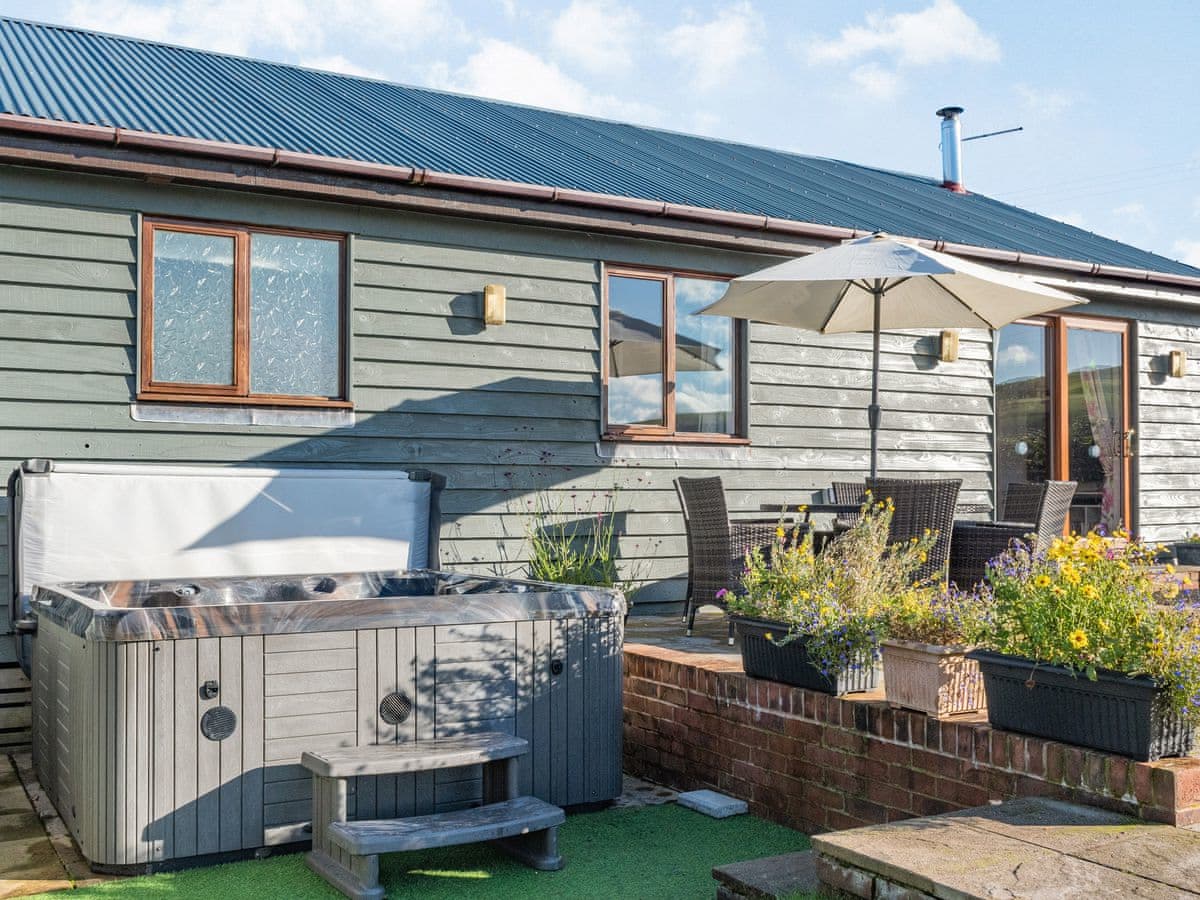 Cuckoo Hill Lodge - Image 2