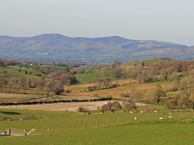 Podiau Uwch Y Dyffryn Nant Ref Uk2784 In Llanelidan Near Ruthin North Wales Borders Cottages Com